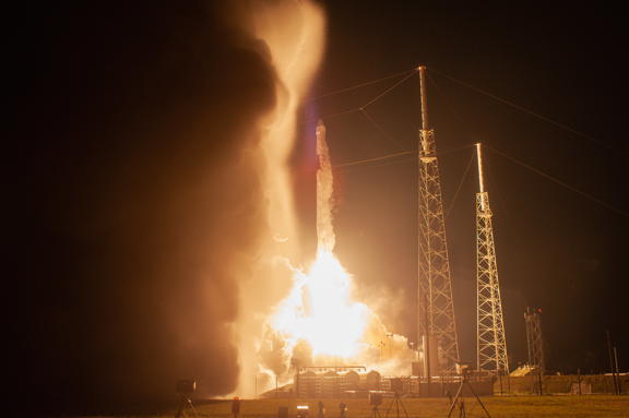 Typical SpaceX Falcon 9 & Dragon launch.