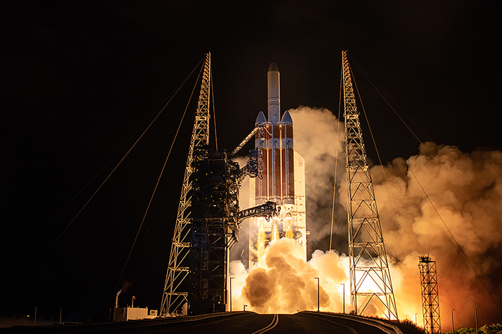 8/12/18-ULA's Delta IV launches Parker Solar Probe - a