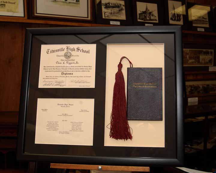 1944THS-DiplomaThoma#20002