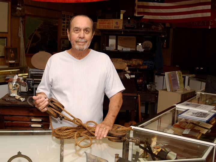 BlockandTackle-WalkerB0004